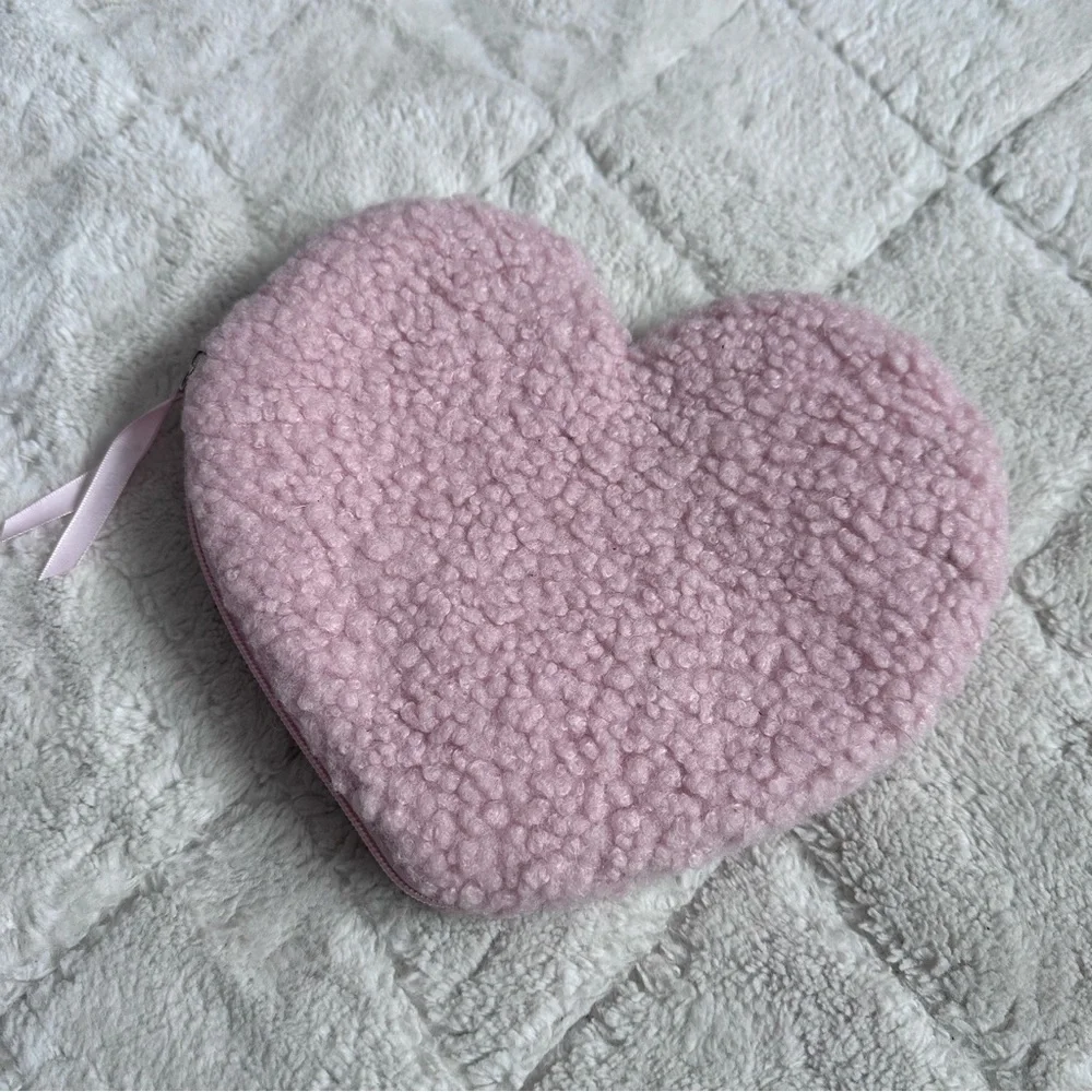 Box Lunch | The Creme Shop Teddy Bag Plush Heart Cosmetic Bag